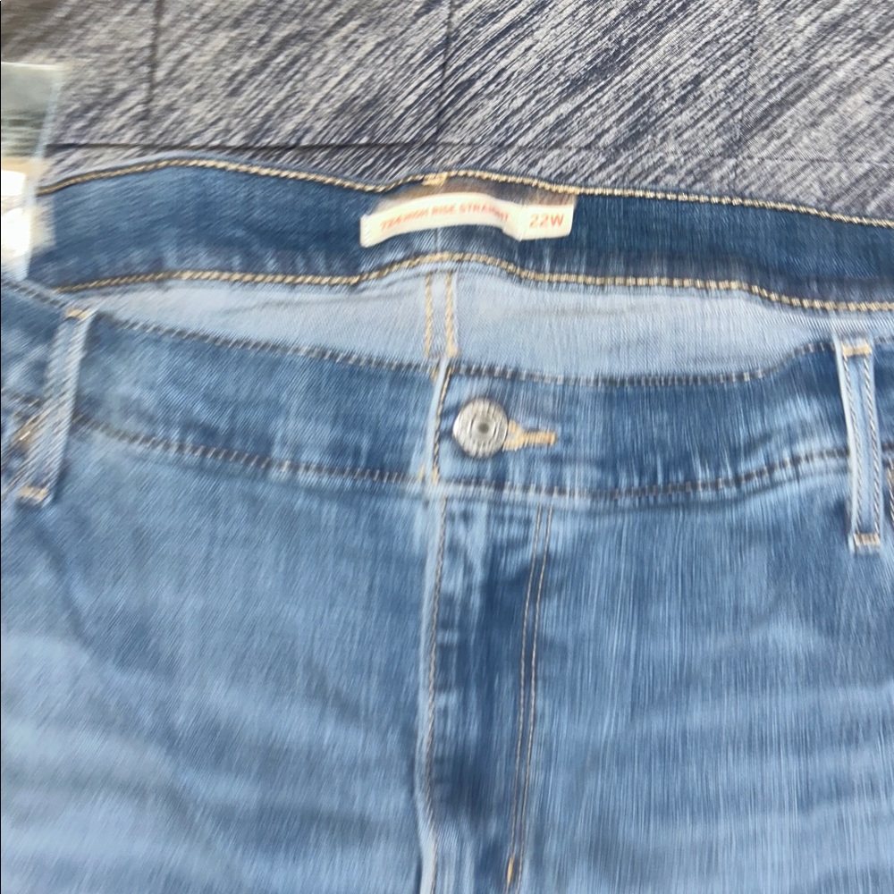 Levi's Light Blue High-Rise Distressed Straight Jeans size 22W Preloved - Picture 5 of 15
